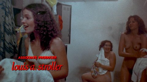 Sissy Spacek, Nancy Allen, Amy Irving, Cindy Daly - Nude Butt Scenes in Carrie (1976)