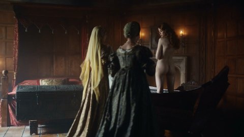 Charlotte Hope - Nude Butt Scenes in The Spanish Princess s01e08 (2019)