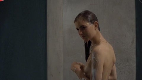 Hannah Hoekstra - Nude Butt Scenes in Sunny Side Up (2015)