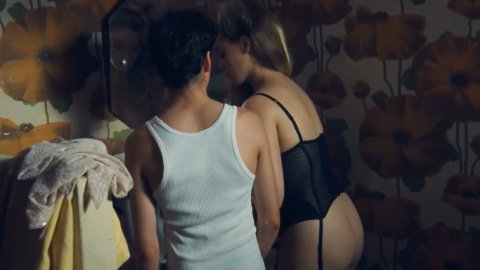 Anne Suarez - Nude Butt Scenes in Monsieur Ibrahim (2003)