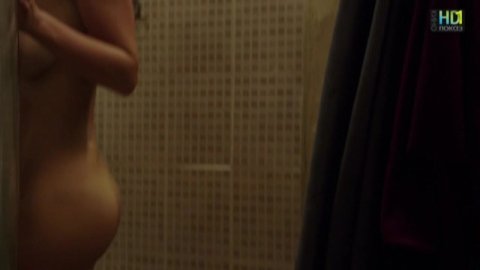 Melissa Drigeard - Nude Butt Scenes in Mafiosa s04e02 (2012)