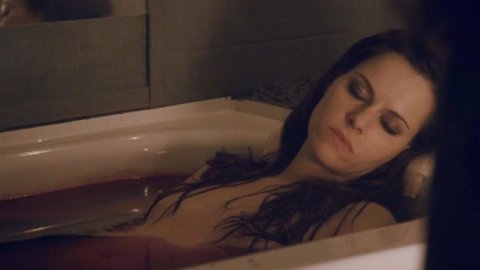 Emily Hampshire - Nude Butt Scenes in Die (2010)
