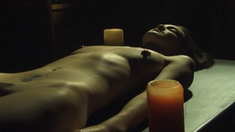 Nette Detroy - Nude Butt Scenes in Fetus (2008)