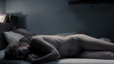 Julia Kijowska - Nude Butt Scenes in United States of Love (2016)