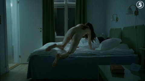 Louise Peterhoff - Nude Butt Scenes in The Truth Will Out s01e02 (2018)