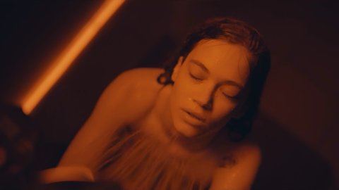 Melisa Senolsun - Nude Butt Scenes in The Gift s01e04 (2019)