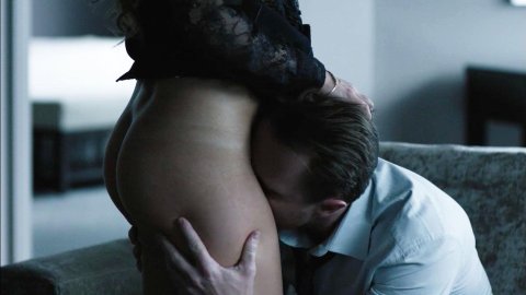 Riley Keough - Nude Butt Scenes in The Girlfriend Experience s01e13 (2016)