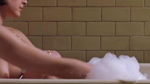 Ashley Judd - Nude Butt Scenes in Eye of the Beholder (2000)