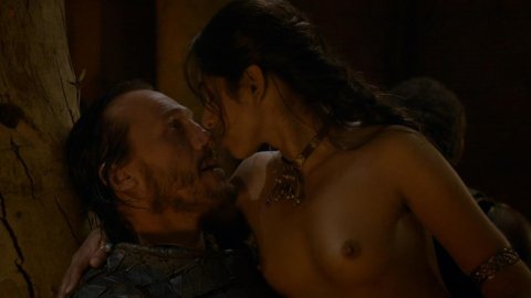 Sahara Knite - Nude Butt Scenes in Game of Thrones s02e09 (2012)
