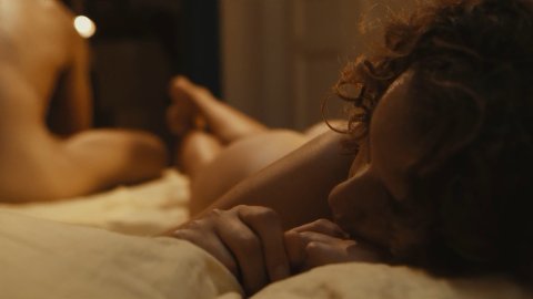Maria Pedraza, Andrea Ros - Nude Butt Scenes in Who Would You Take to a Deserted Island? (2019)