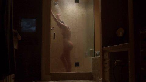 Lili Simmons - Nude Butt Scenes in Ray Donovan s05e03 (2017)