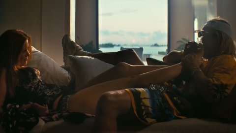 Isla Fisher - Nude Butt Scenes in The Beach Bum (2019)