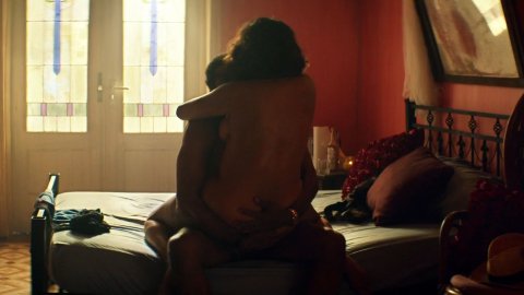 La La Anthony - Nude Butt Scenes in Double Play (2017)