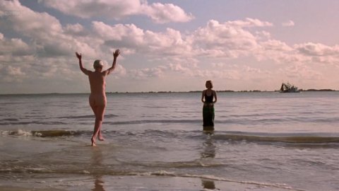 Bridget Fonda, Jessica Tandy - Nude Butt Scenes in Camilla (1994)