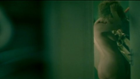 Valerie Maes - Nude Butt Scenes in La vie d'artiste (2003)