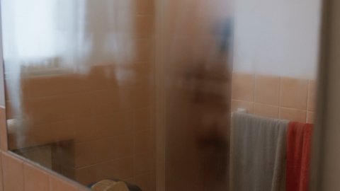 Jordan Kristine Seamon, Francesca Scorsese, Faith Alabi - Nude Butt Scenes in We Are Who We Are s01e03 (2020)